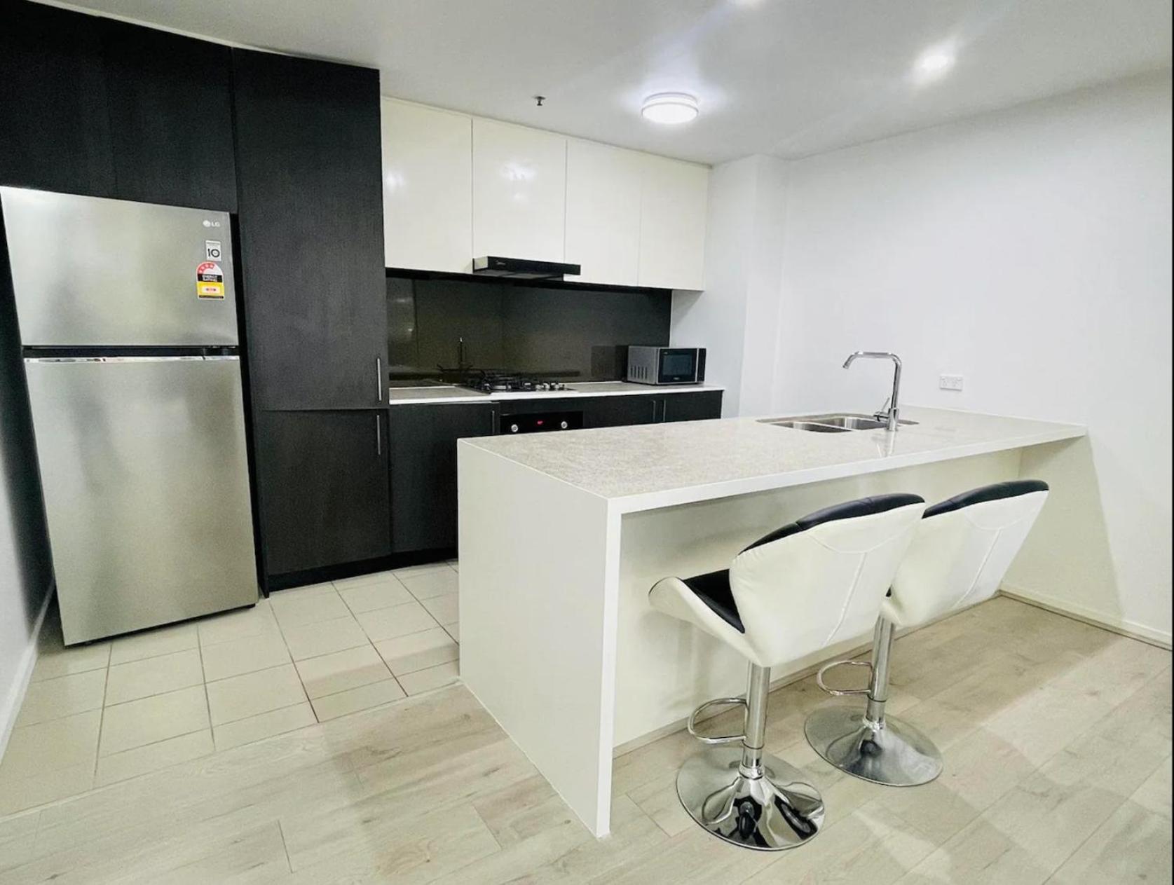 Apartment Style 3 Pools Sydney